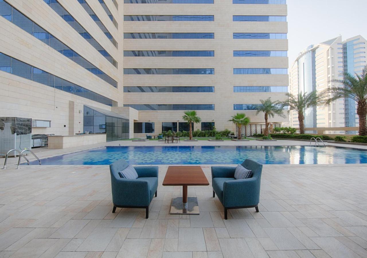 Holiday Suites Al Azizia Mekka Zewnętrze zdjęcie Pool area